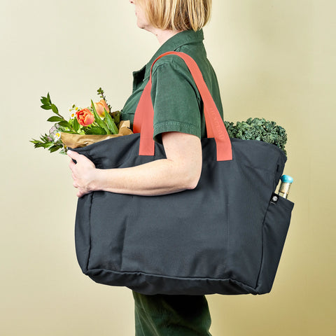 The Everything Everywhere Bag (Slate) | HexClad Canada