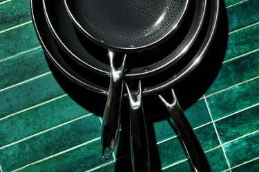 How To Restore a Non-Stick Pan: 5 Easy Steps