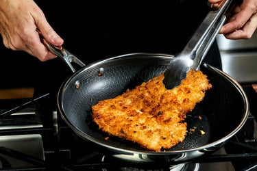 Hard-Anodized vs. Stainless Steel Pans: The Pros & Cons