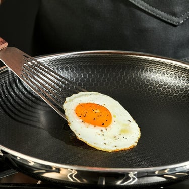 The Best Ways To Cook Eggs in a Non-Stick Pan