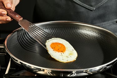 The Best Ways To Cook Eggs in a Non Stick Pan
