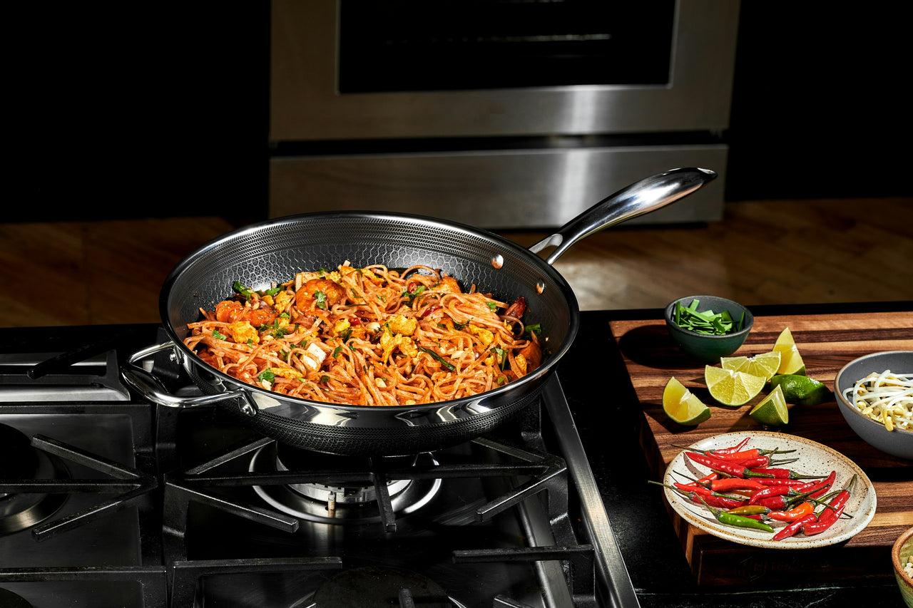 The Best Cookware for Gas Stoves What To Look For HexClad Cookware Canada
