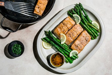 How To Cook Asparagus in a Pan Perfectly Every Time