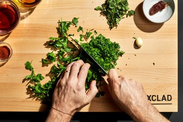 What Are the Best Cutting Board Materials?