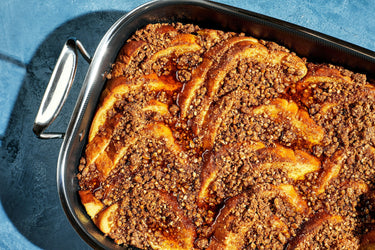 Casserole de pain doré croquant à la cassonade et à la cannelle