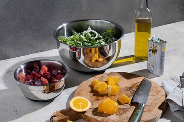 Glass vs. Stainless Steel Mixing Bowls: Pros & Cons