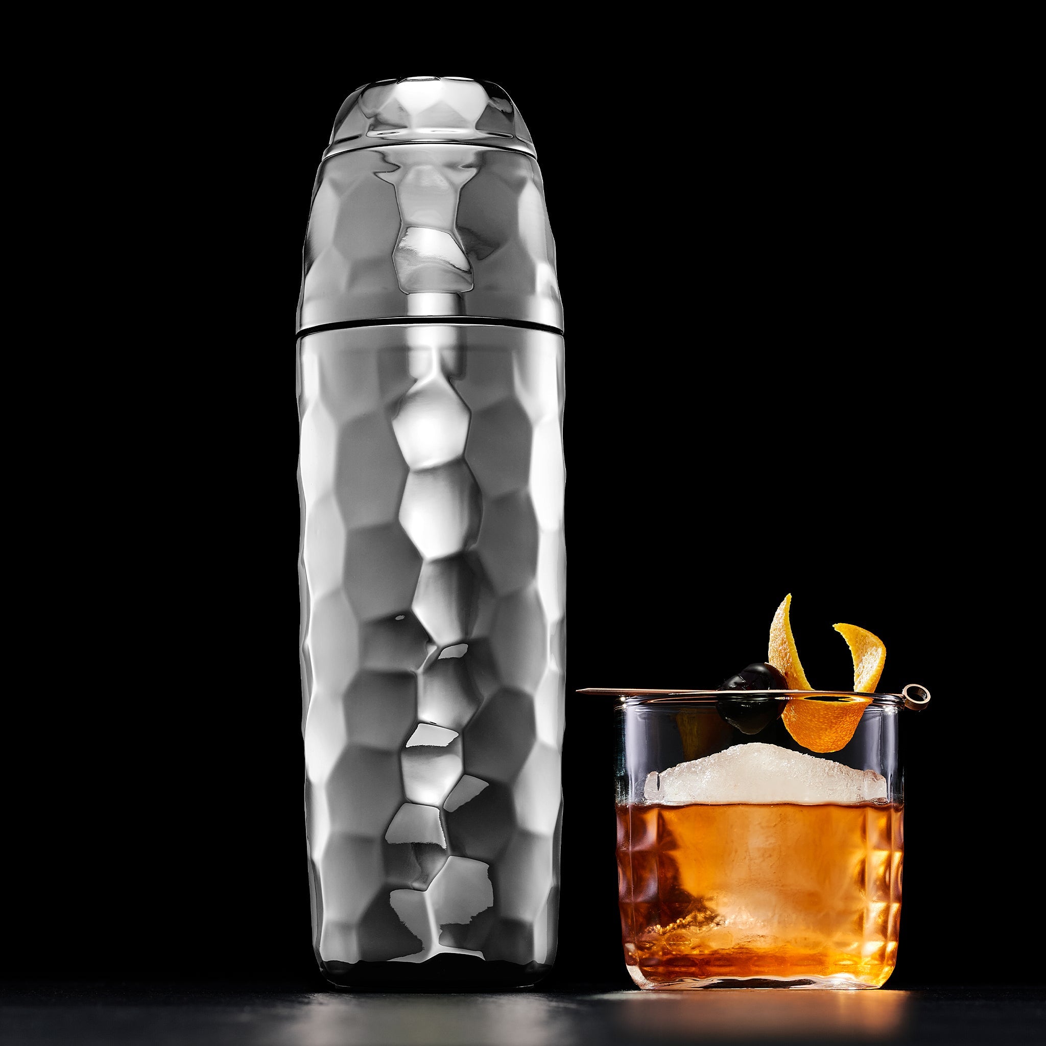 Cocktail Shaker, 25 oz (Chrome) | HexClad x Still G.I.N. Collab