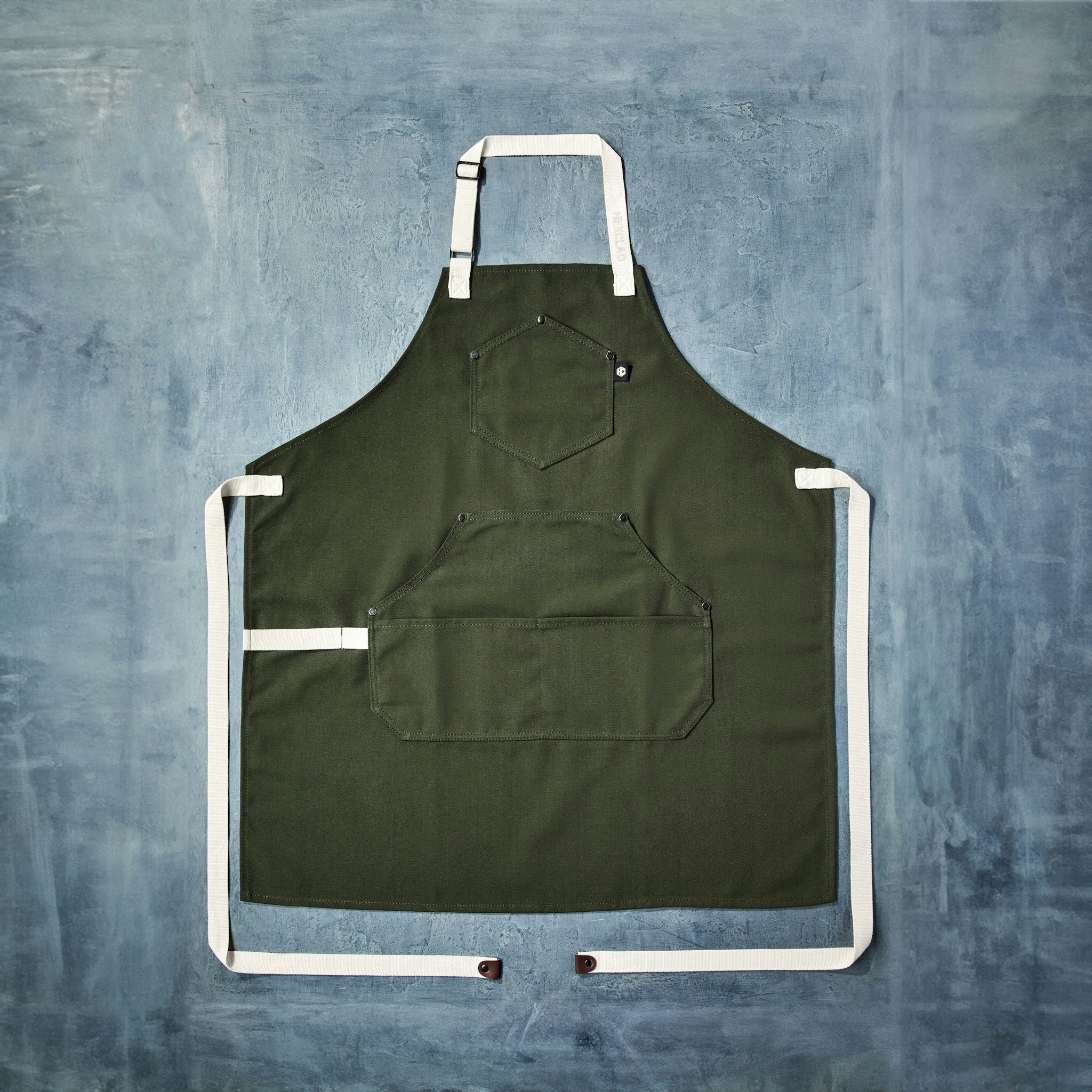 Eco Modern Apron (Forest) | HexClad Canada