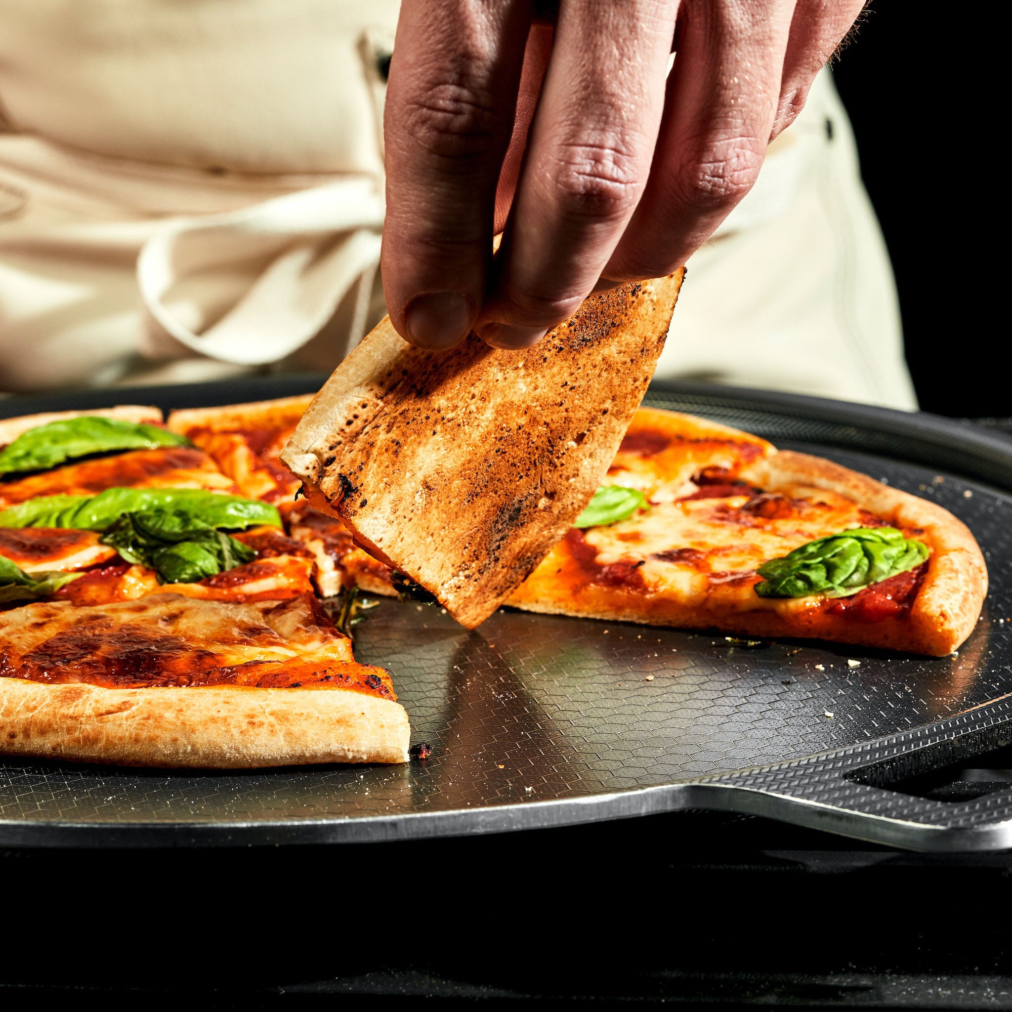 Hybrid Pizza Steel – HexClad Cookware Canada